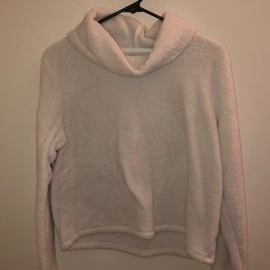 aerie white turtleneck fuzzy sweater